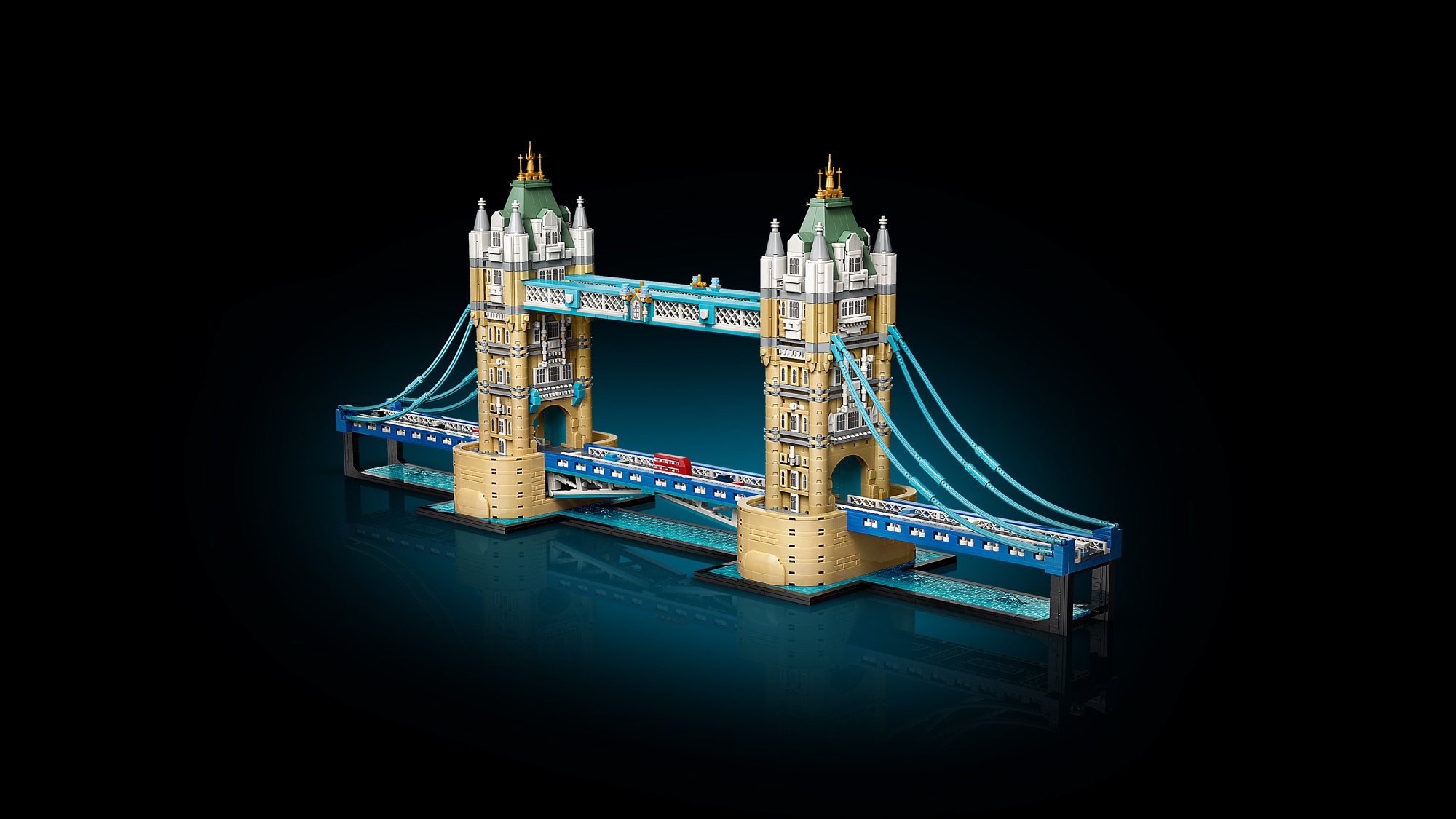 Model LEGO Tower Bridge 21067 v celé délce 89 centimetrů