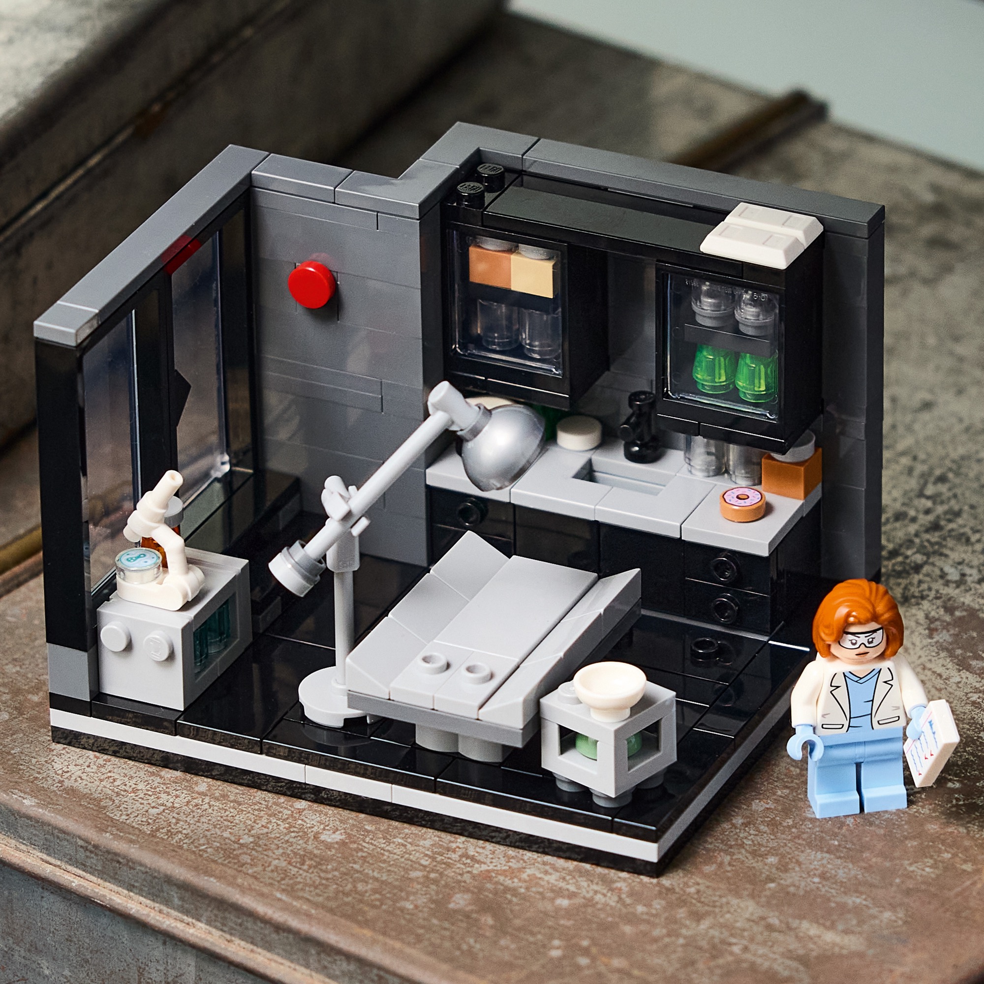 LEGO Akta X: Scullyové laboratoř 40896 jako dárek k nákupu