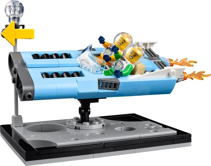 LEGO Ideas Flying Moon Car 40789, dárek k nákupu z roku 2025